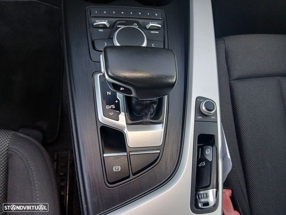 Audi A4 Avant 2.0 TDI S tronic - 21