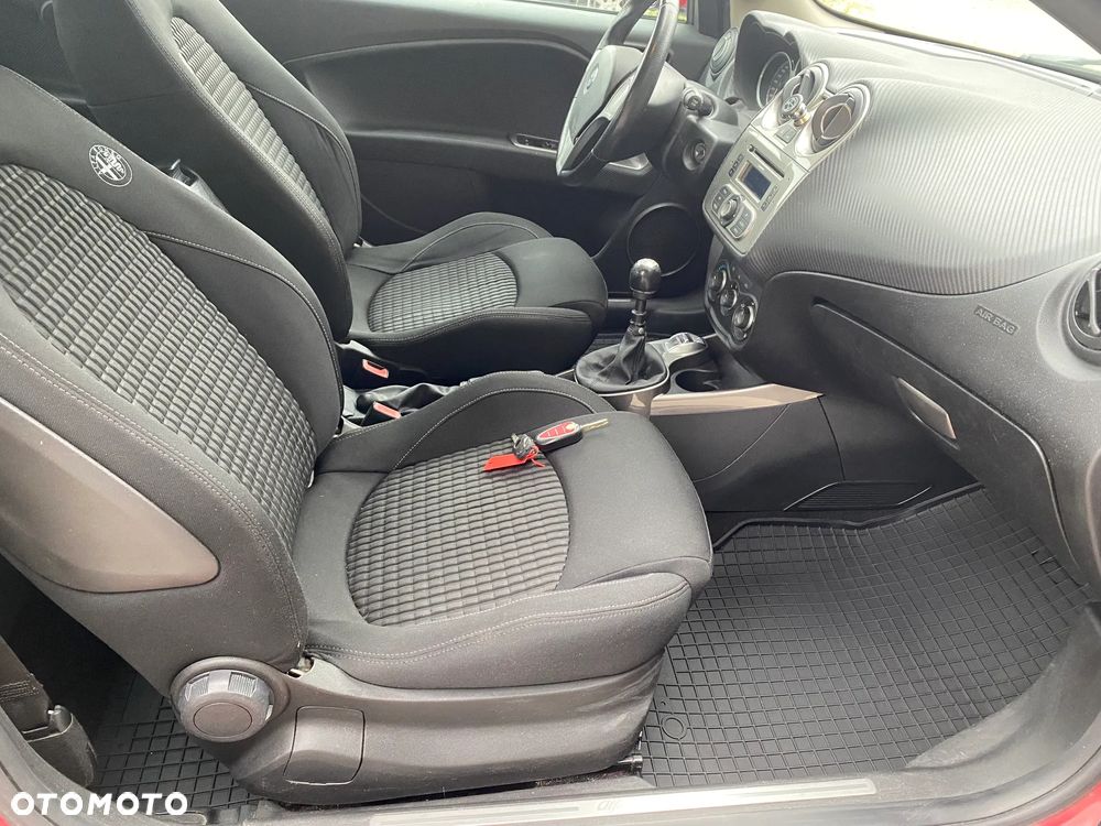 Alfa Romeo Mito 1.4 16V - 12