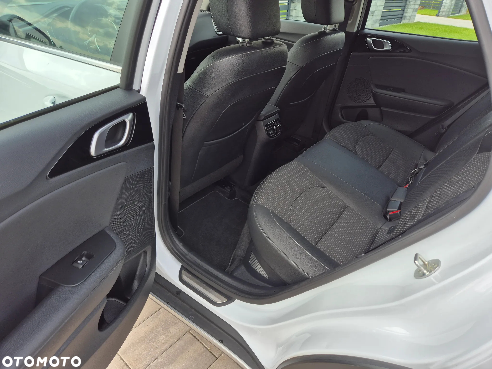 Kia XCeed - 22