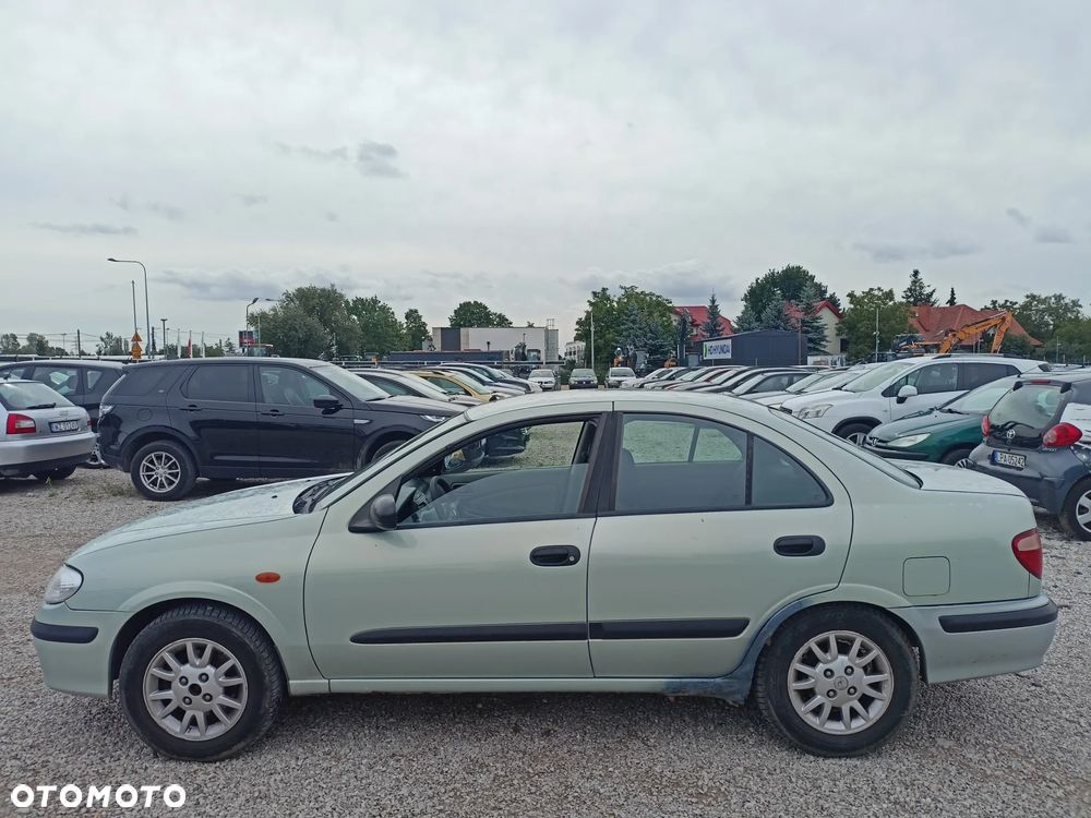 Nissan Almera - 2