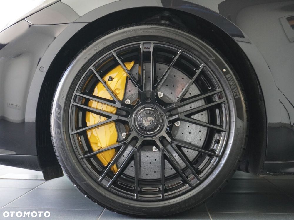 Porsche Panamera Turbo S E-Hybrid PHEV - 11
