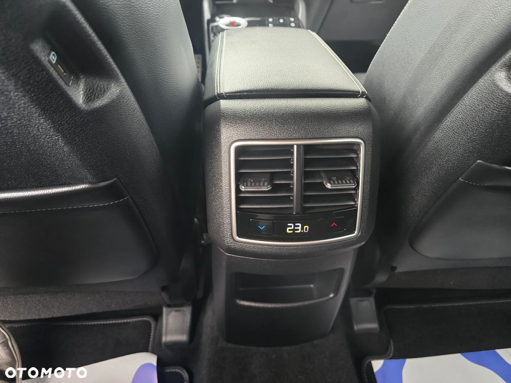 Kia Sportage 1.6 T-GDI AWD DCT GT-line - 24