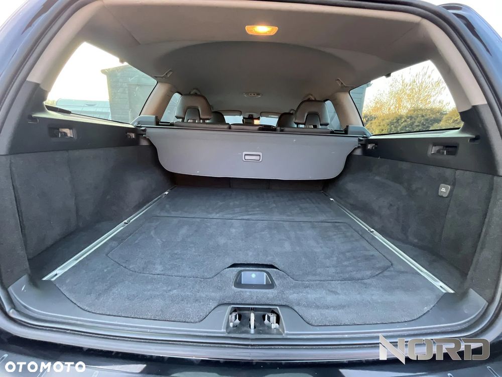 Volvo V70 D2 Geartronic Momentum - 18