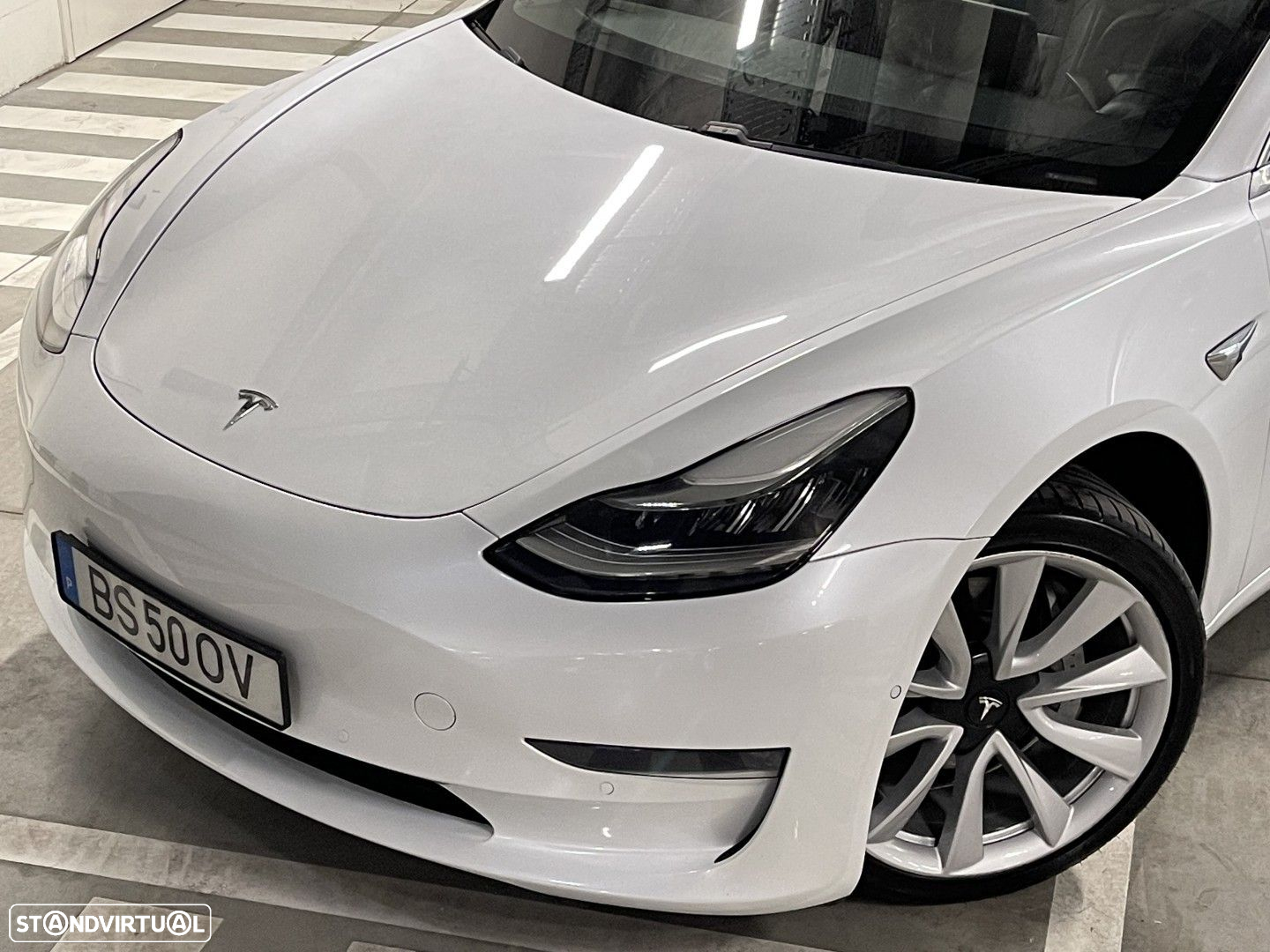 Tesla Model 3 - 12