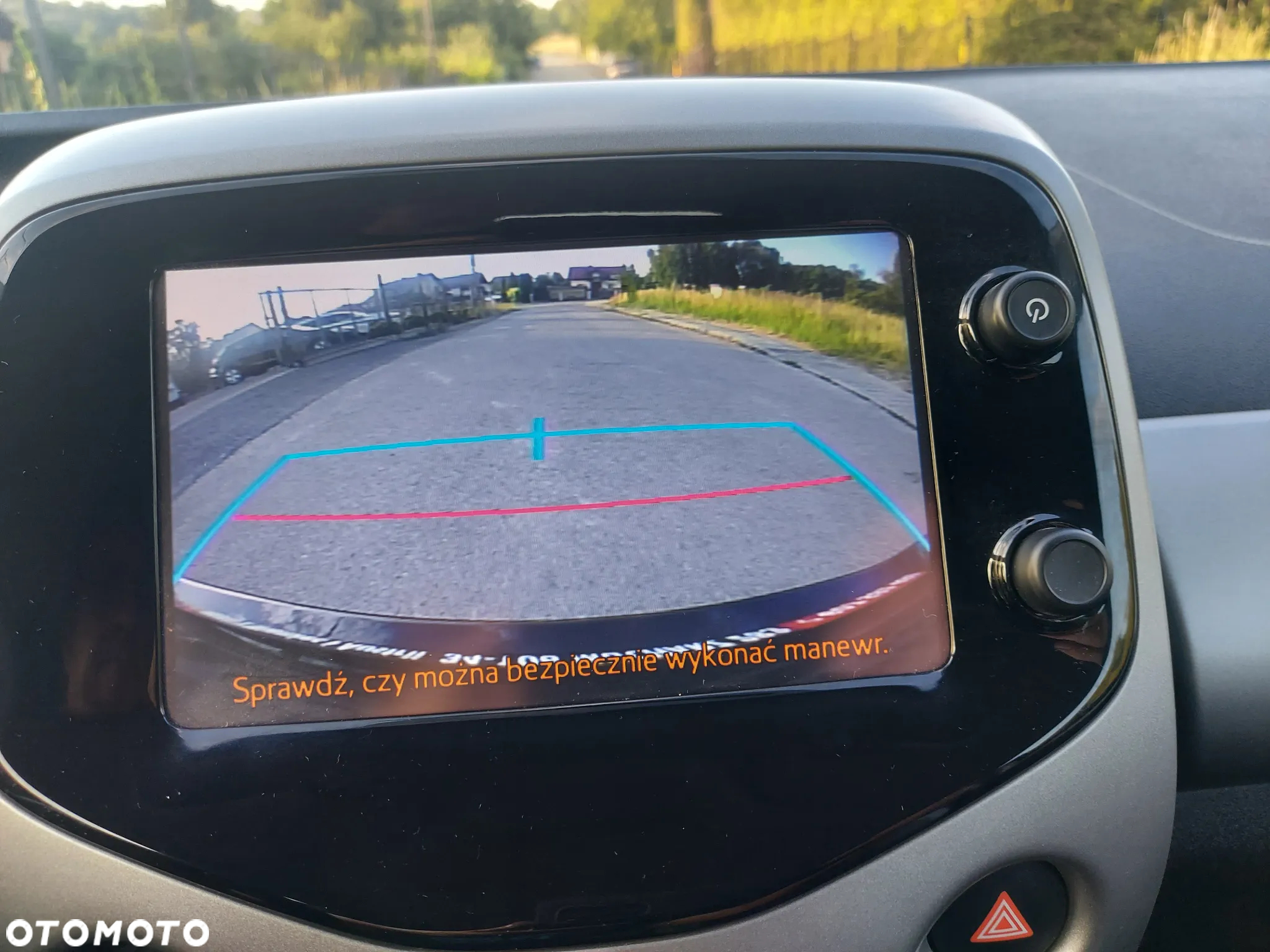 Toyota Aygo x-play - 24