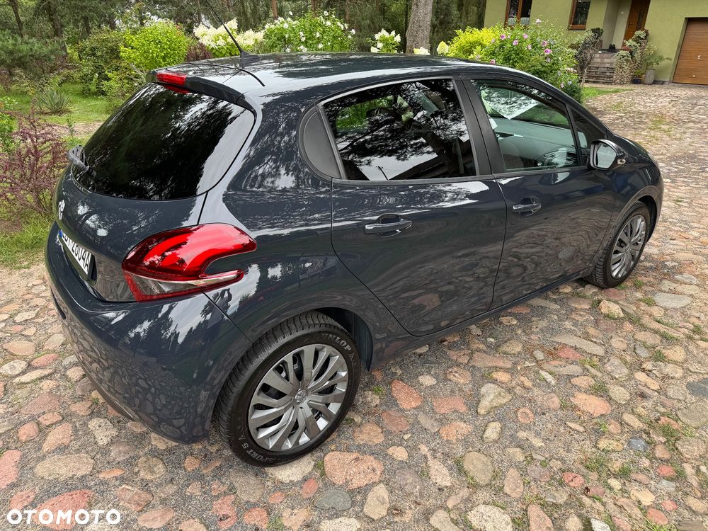 Peugeot 208 PureTech 82 Stop & Start Signature - 8