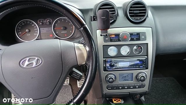 Hyundai Coupe - 14