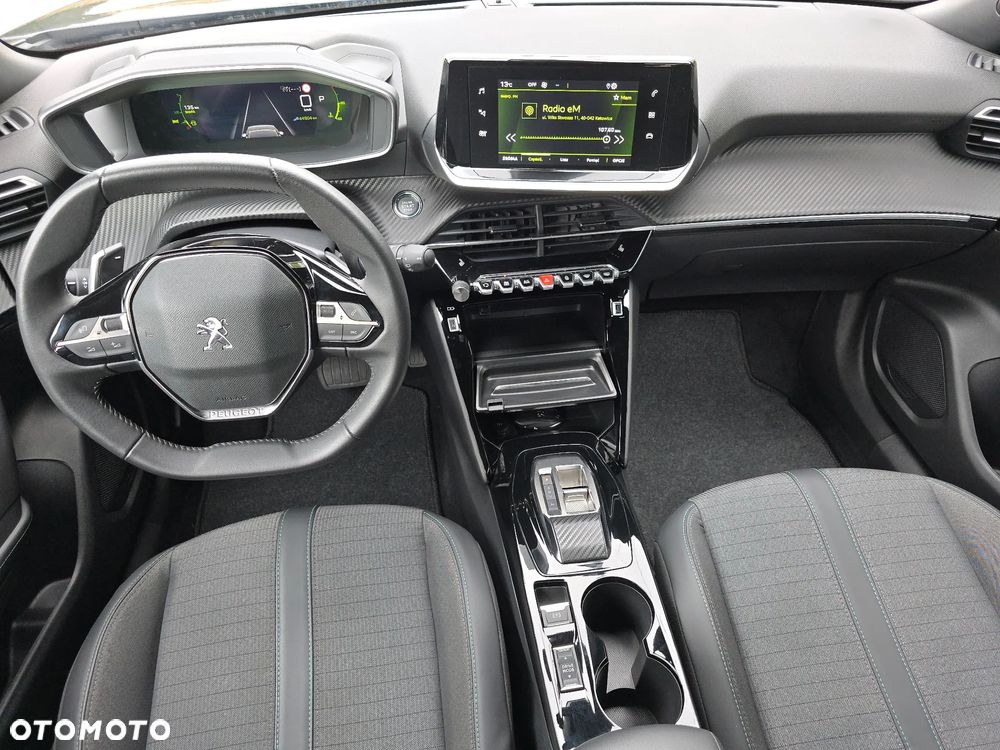 Peugeot 2008 1.2 PureTech Allure Pack S&S EAT8 - 5