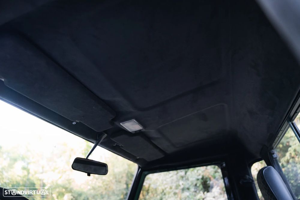 Land Rover Defender 90 2.5 TDi Metal Top - 29