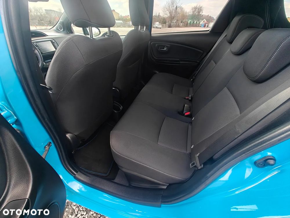 Toyota Yaris - 12