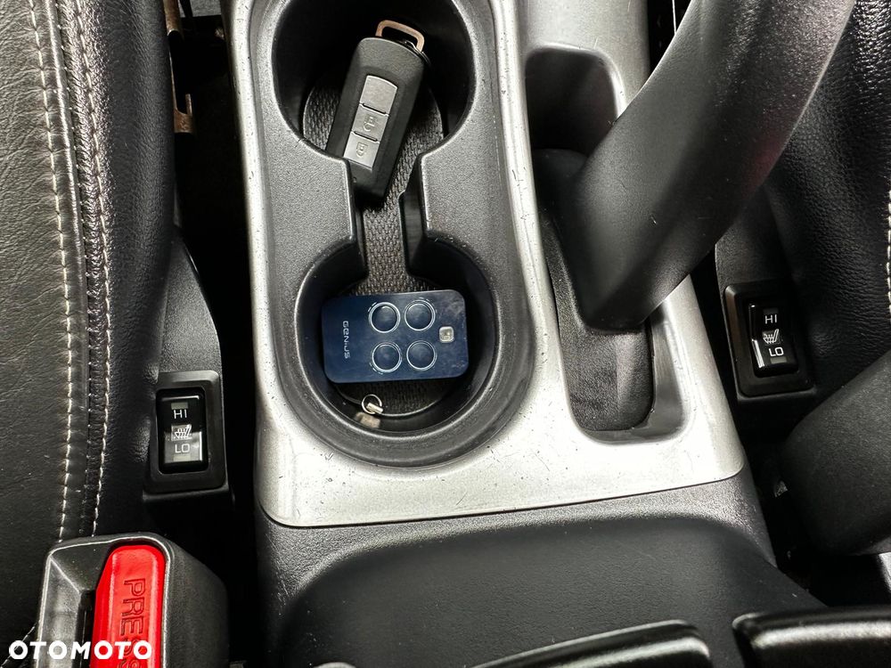 Mitsubishi Outlander 2.0 DID Instyle NAVI - 27