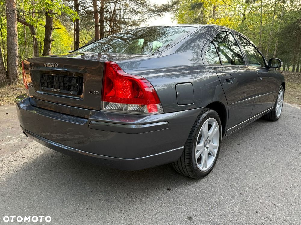 Volvo S60 2.4D Automatik Momentum - 8