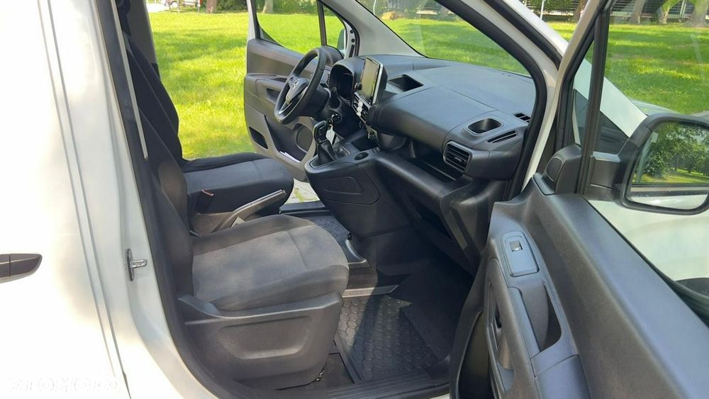 Opel Combo - 11