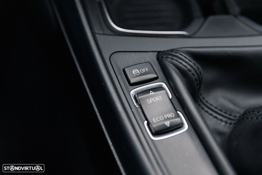 BMW 116 d Pack M - 44