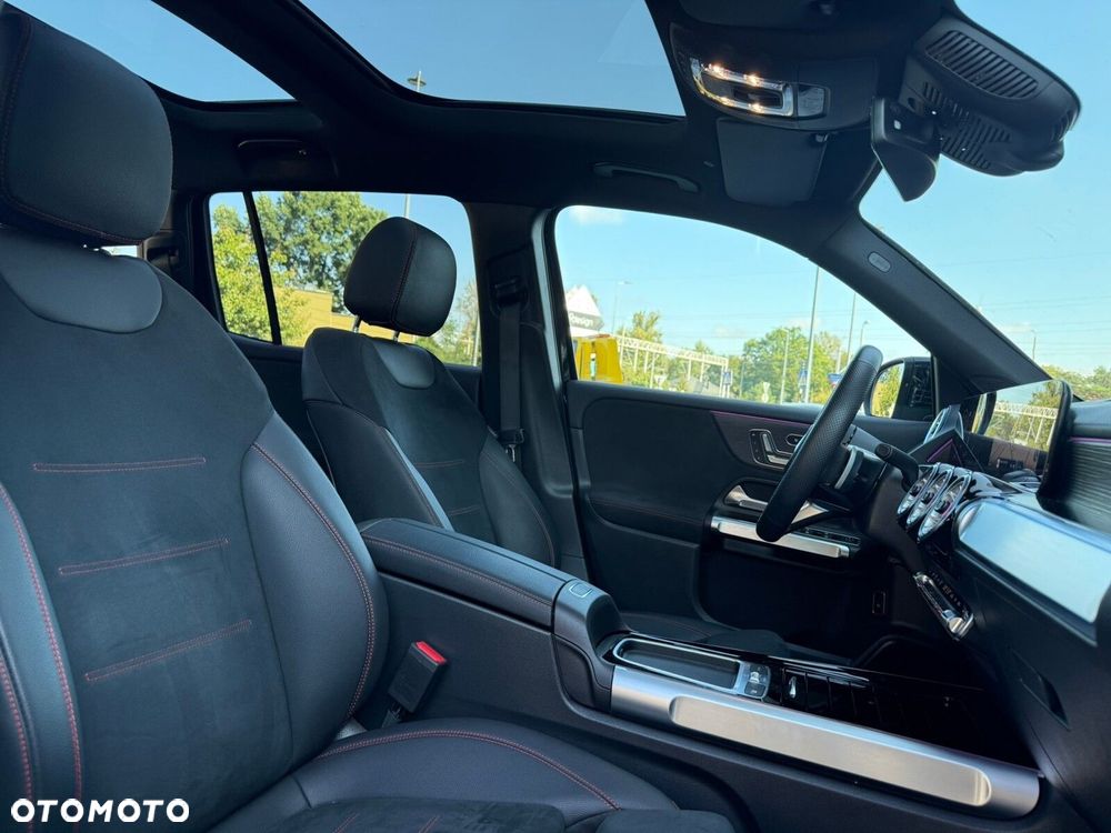 Mercedes-Benz GLB 250 mHEV 4-Matic AMG Line 8G-DCT - 19