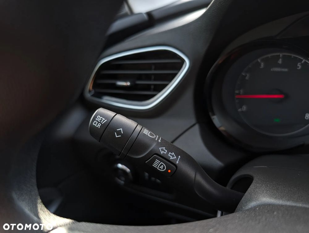 Opel Grandland X 1.2 Start/Stop Dynamic - 22