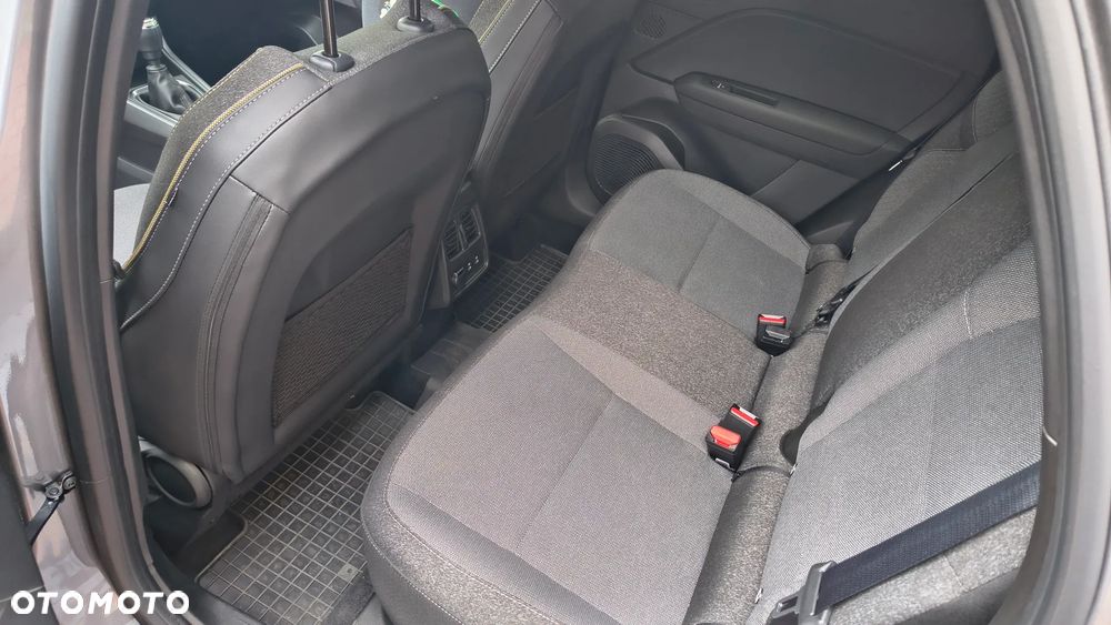 Renault Captur - 13