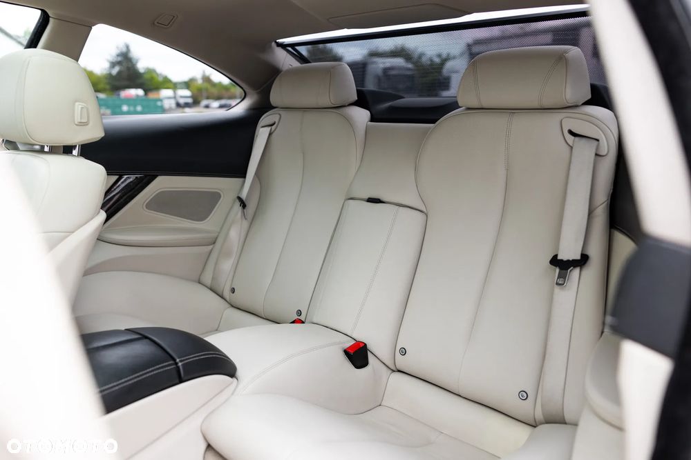 BMW Seria 6 650i xDrive - 33