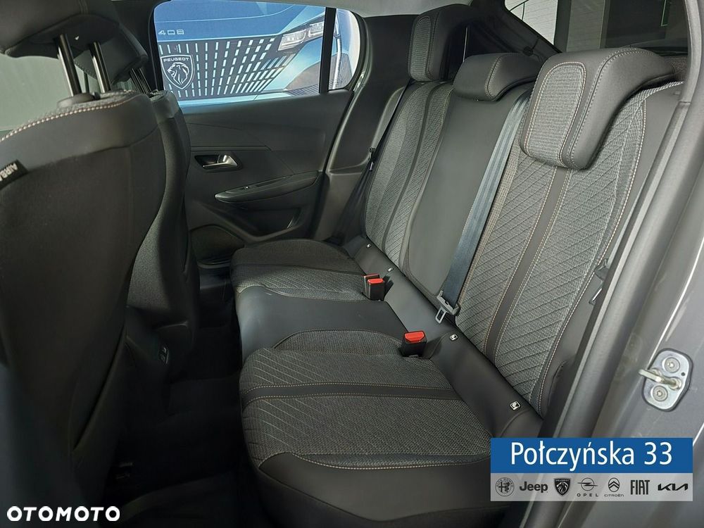 Peugeot 208 - 16