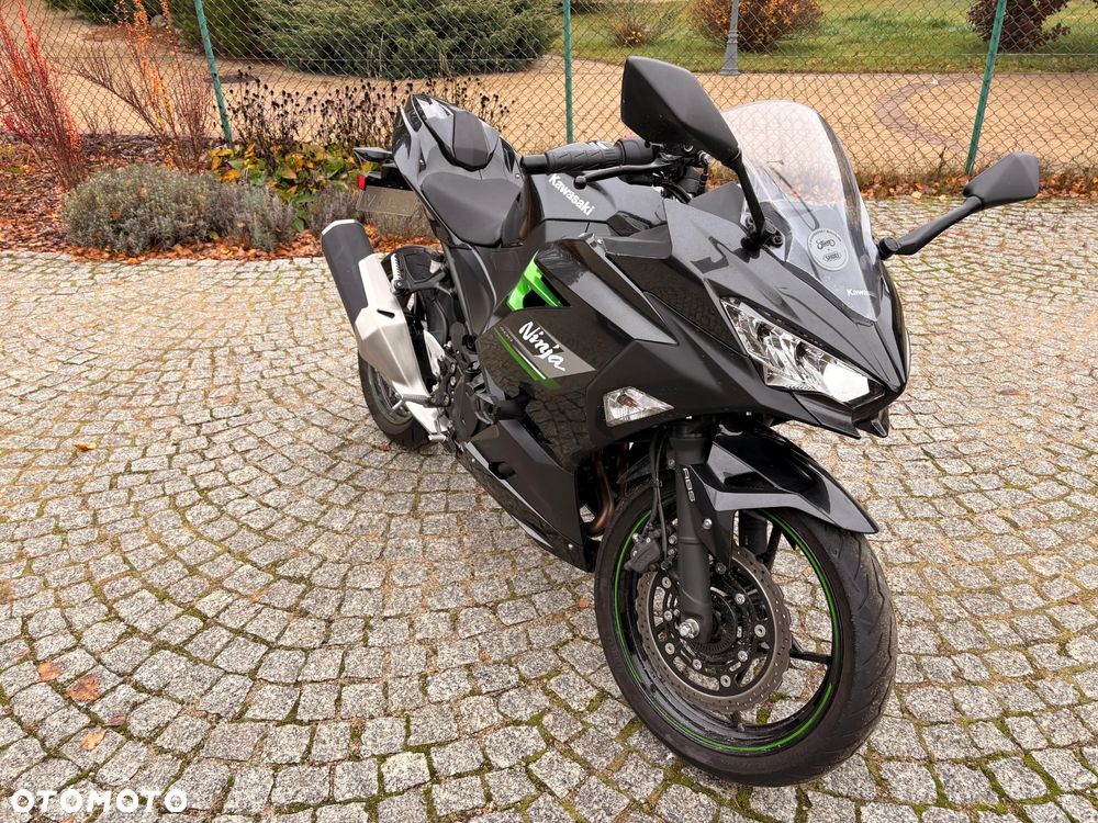 Kawasaki Ninja 400 - 9
