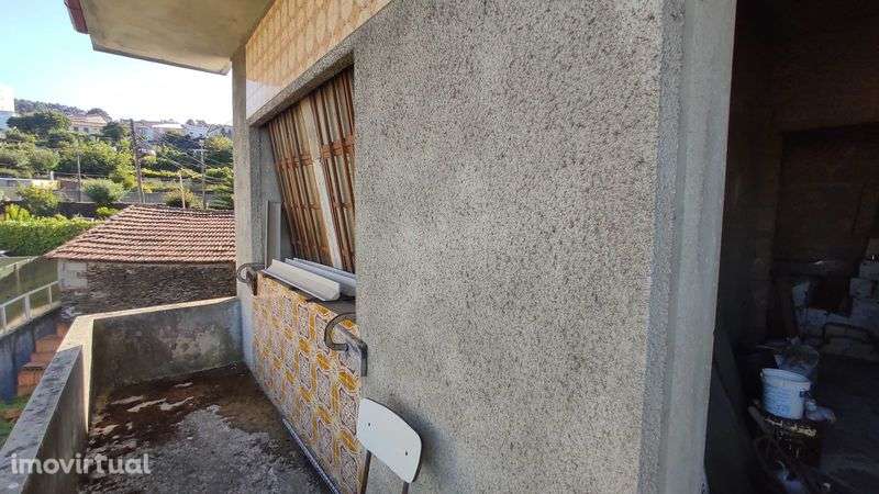 casa para restauro - Grande imagem: 2/8