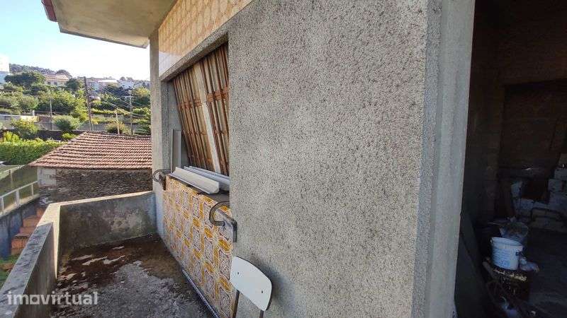 casa para restauro - Grande imagem: 2/8
