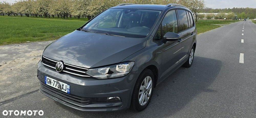 Volkswagen Touran - 20