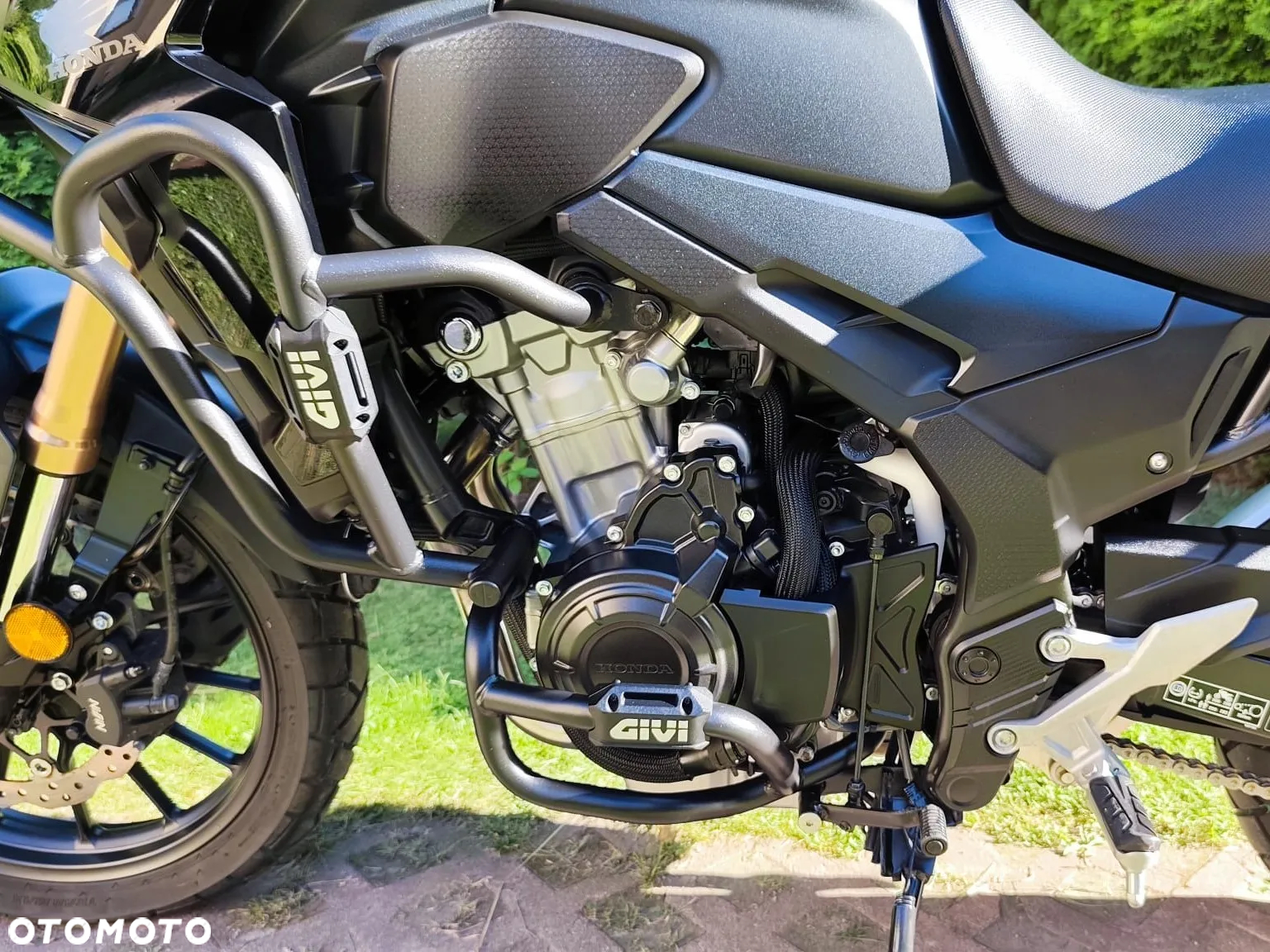 Honda CB - 8