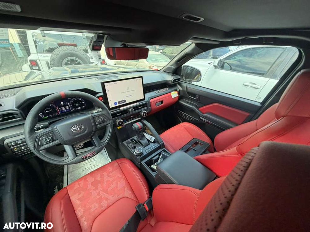 Toyota Tacoma - 5