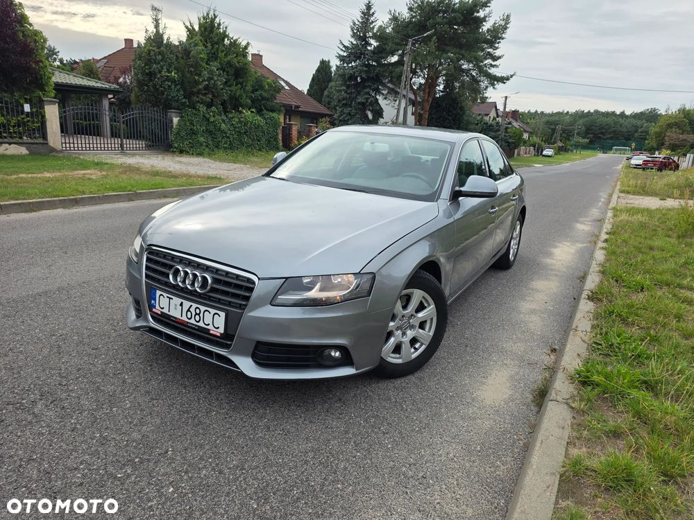 Audi A4 Limousine - 2