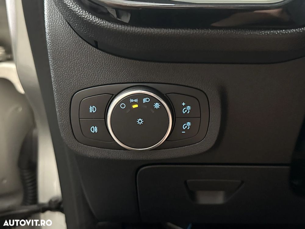 Ford Fiesta - 16