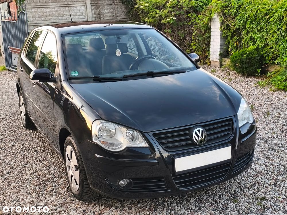 Volkswagen Polo 1.2 Comfortline - 1