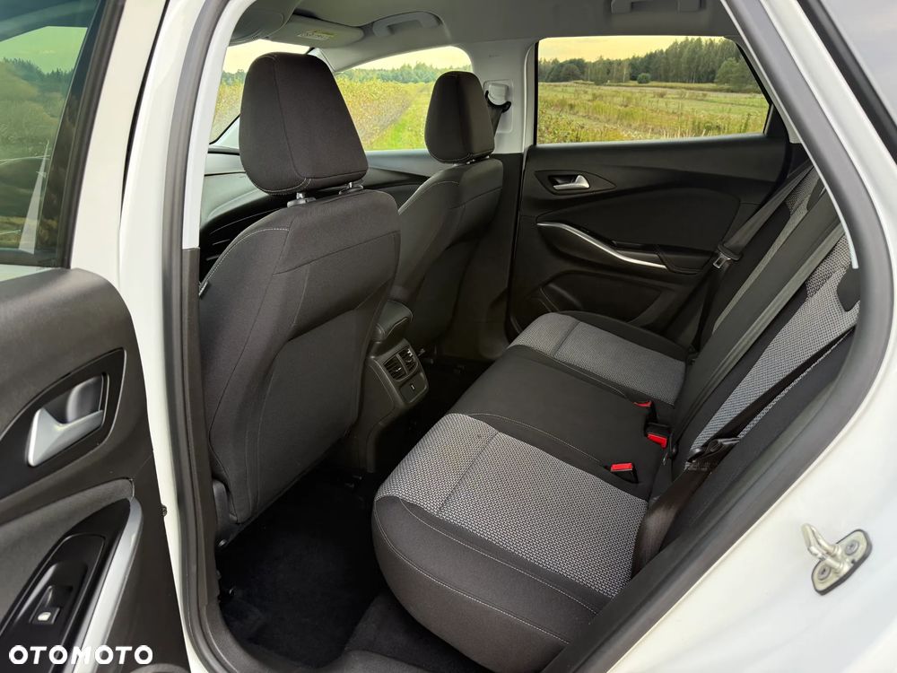Opel Grandland X - 11