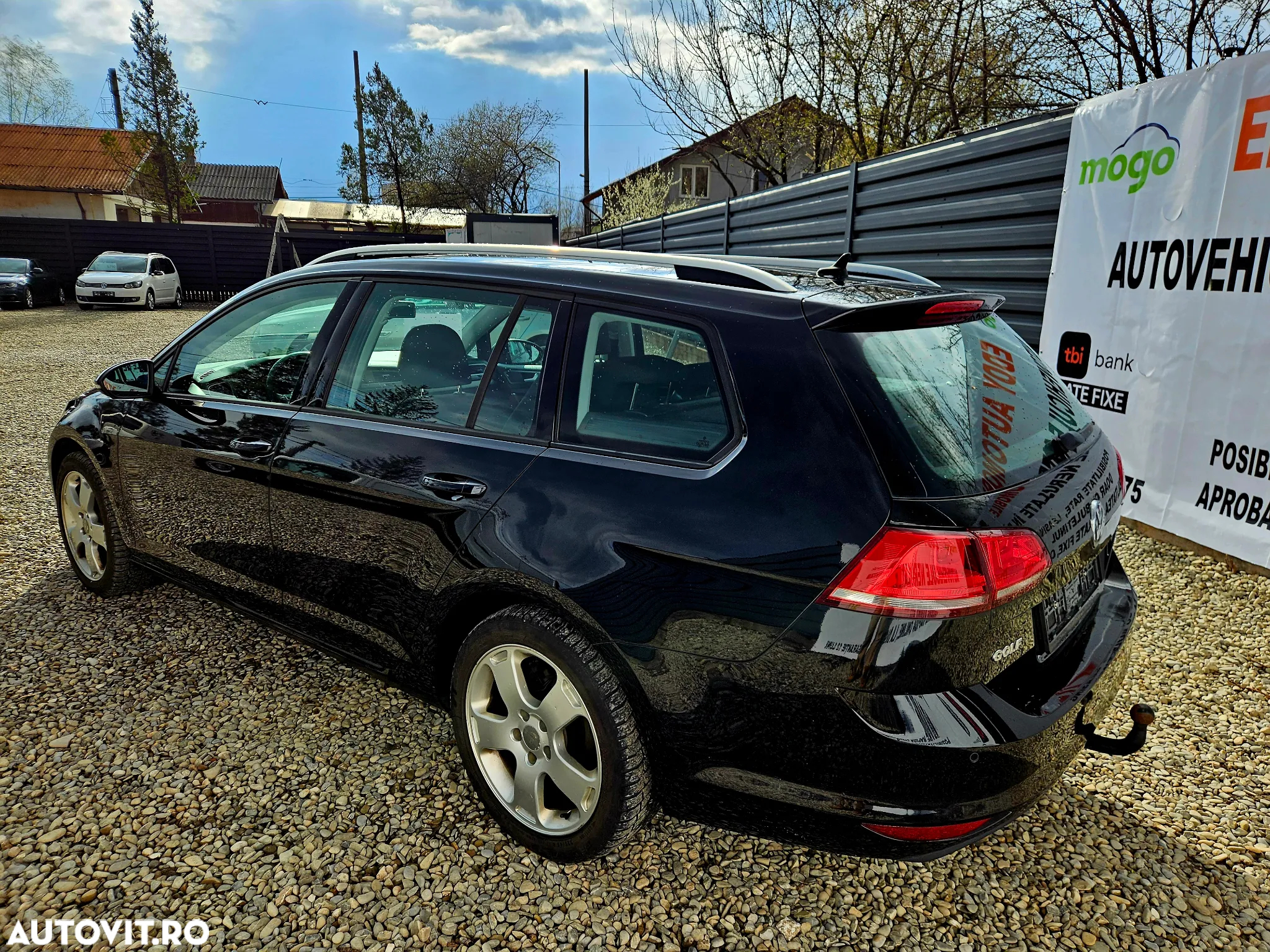 Volkswagen Golf 1.6 TDI BMT Comfortline - 3