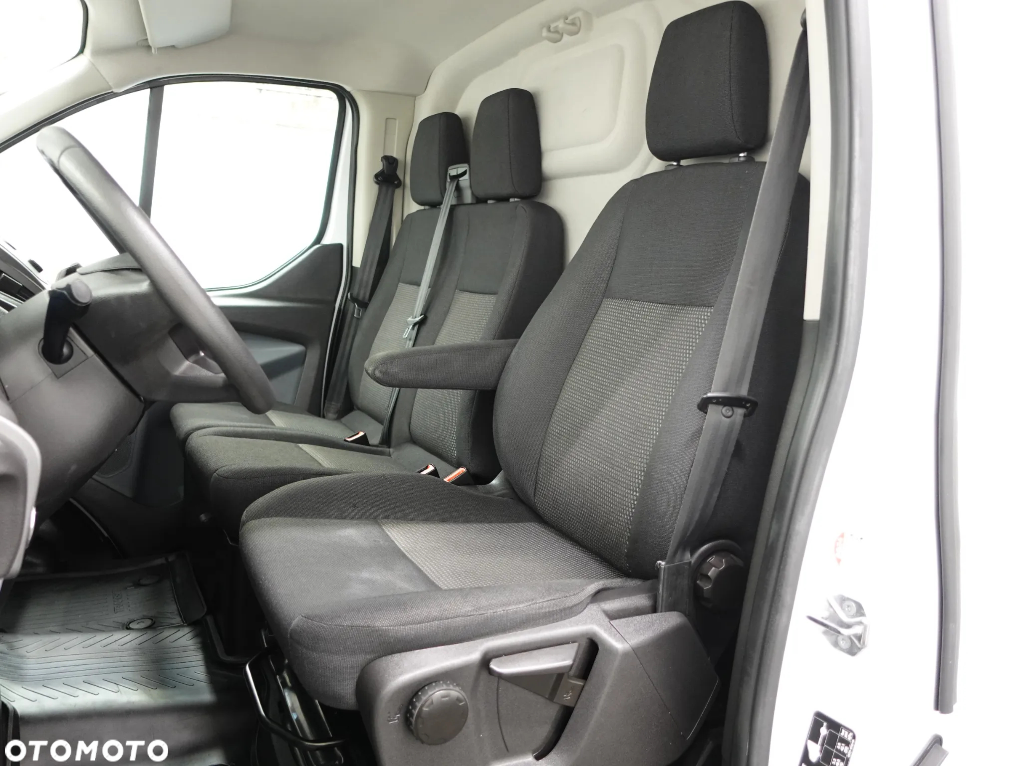 Ford Transit Custom - 22