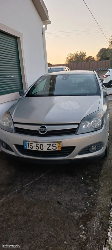 Opel Astra GTC 1.7 CDTI - 1