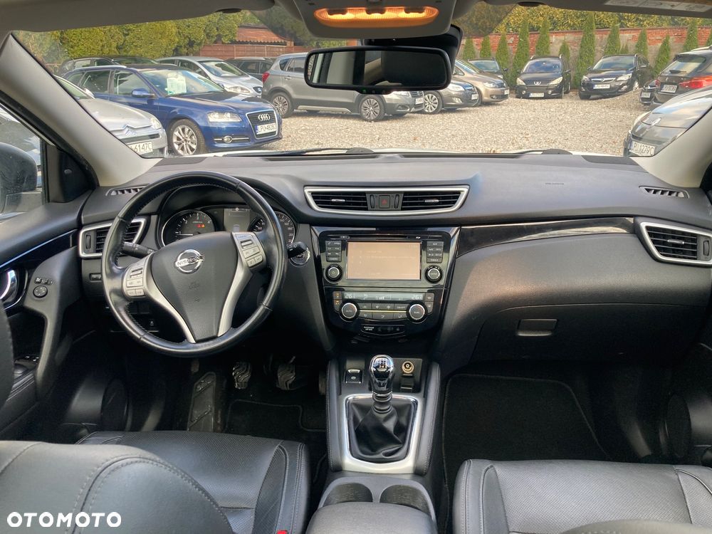 Nissan Qashqai 1.5 dCi Tekna - 12