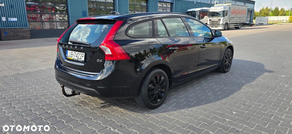 Volvo V60 D4 Geartronic Edition Pro - 3