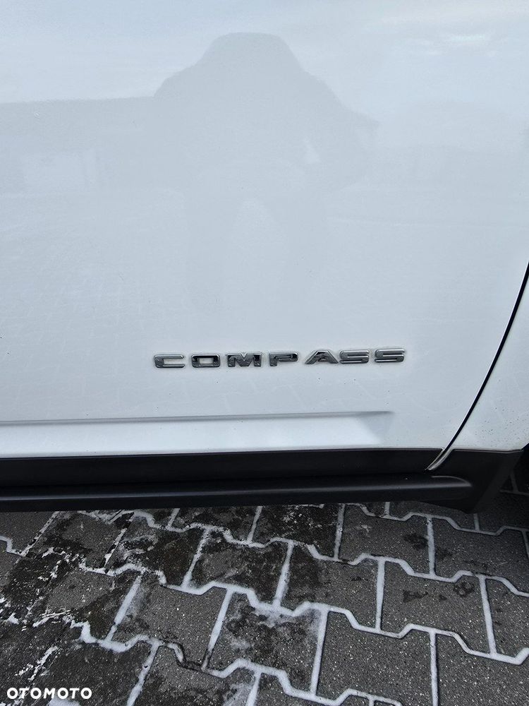 Jeep Compass - 10