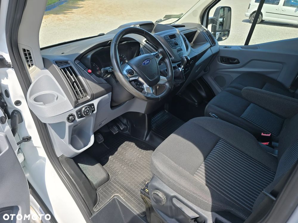 Ford TRANSIT 350-170 IZOTERMA WINDA 750Kg 48 Tyś Km SERWIS ASO FORD DO OSTATNIEGO Km SALON PL STAN JAK NOWY TEMPOMAT KLIMA ELKTRYKA ASYSTEN KIEROWCY WZMOCNIONE TYLNE ZAWIESZENIE RESOR + PODUSZKI PNEŁMATYCZNE - 33