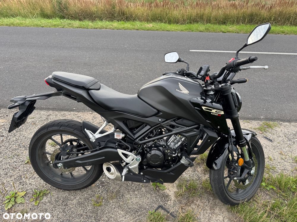 Honda CB - 11