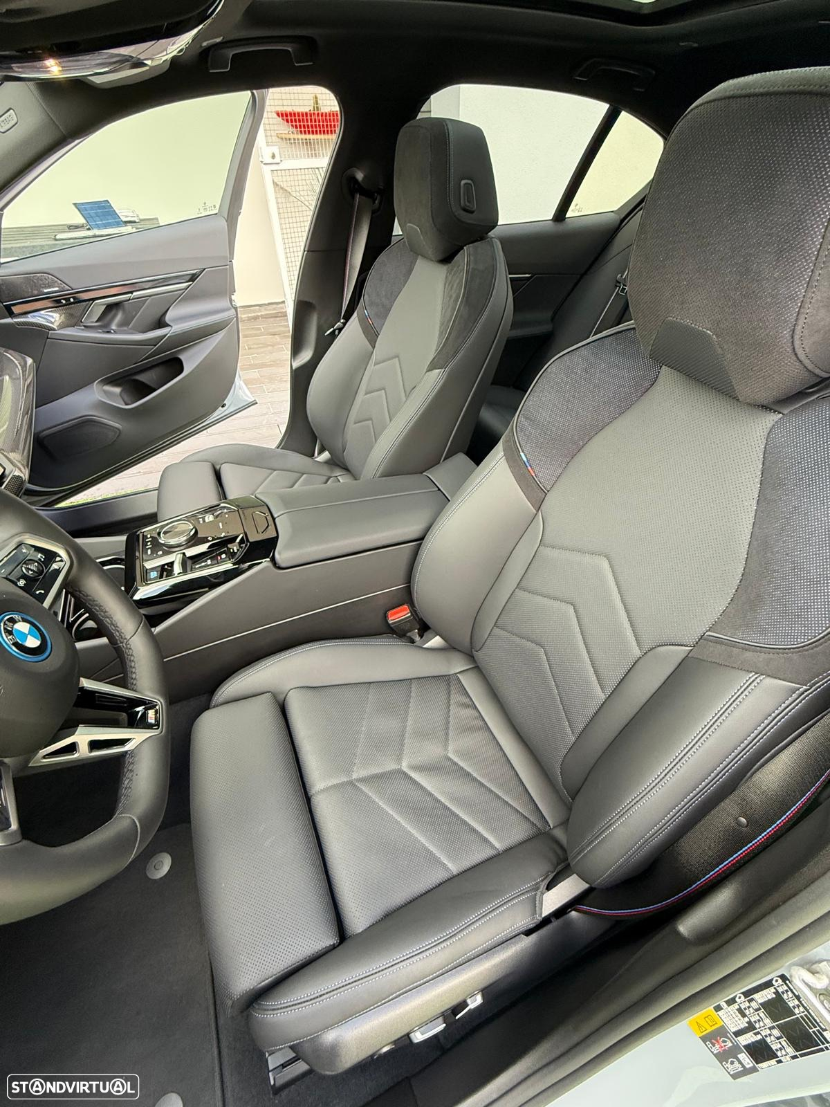 BMW i5 eDrive40 Pack Desportivo M Pro - 33