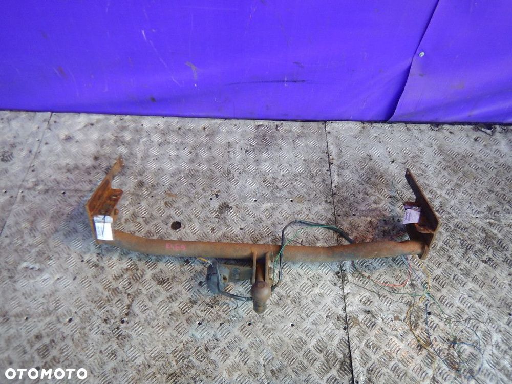 TOYOTA YARIS I 99-05 HAK HOLOWNICZY DO PRZYCZEP