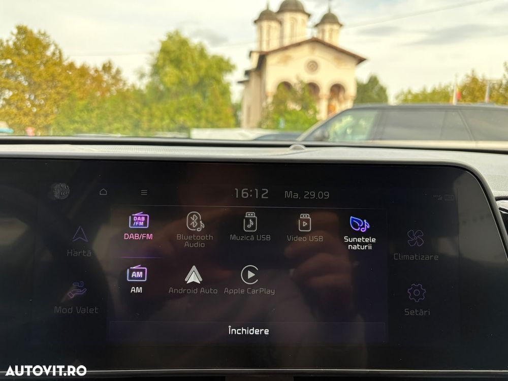 Kia Sportage - 16