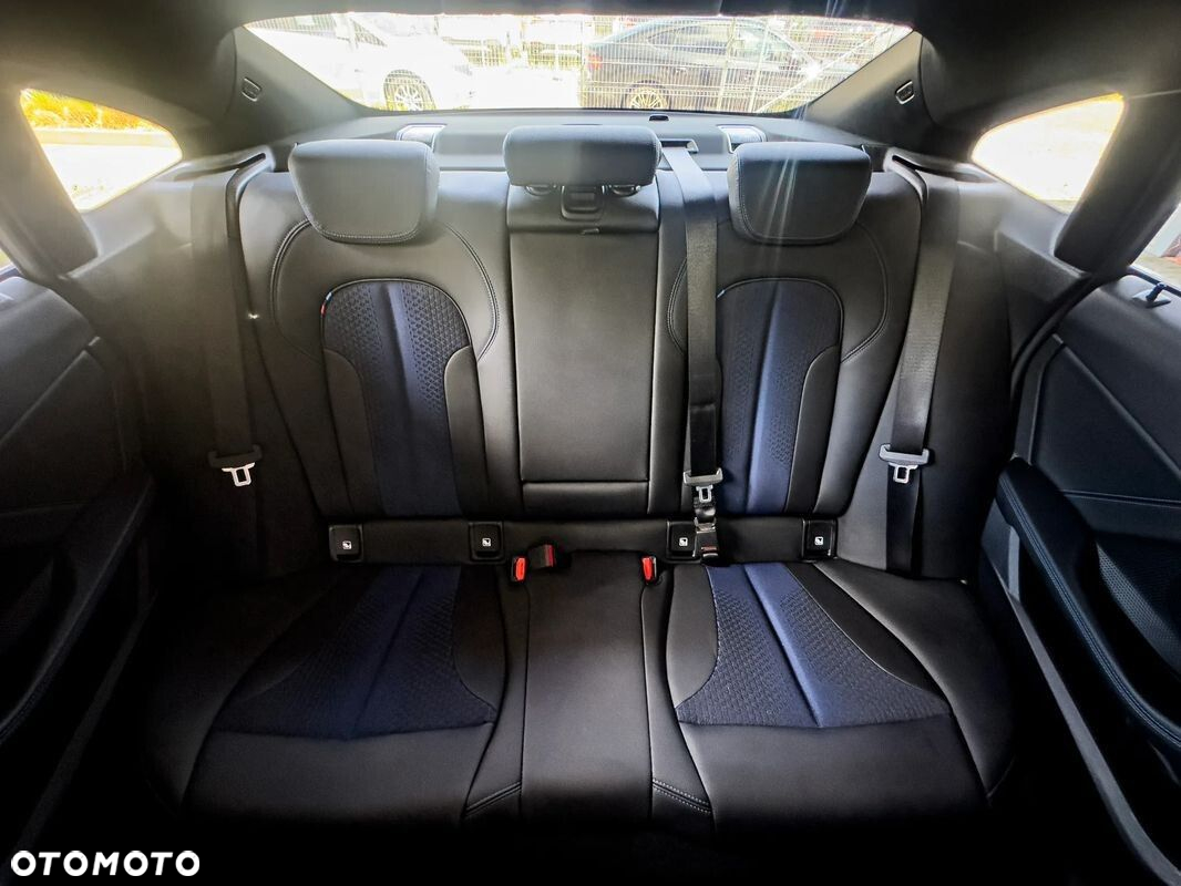 BMW Seria 2 220d GT M Sport - 22