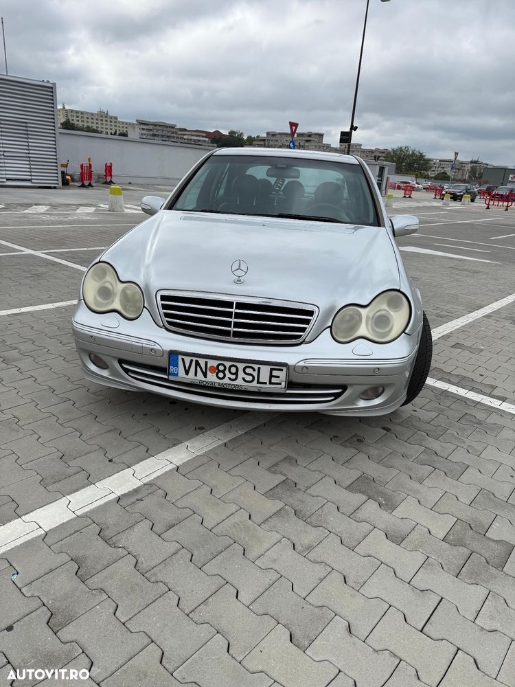 Mercedes-Benz C 200 CDI - 8