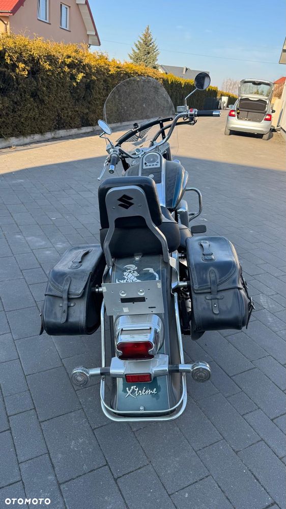 Suzuki Intruder - 4