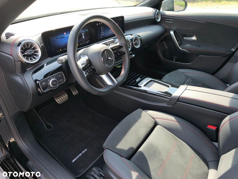 Mercedes-Benz CLA 200 d 8G-DCT AMG Line - 34