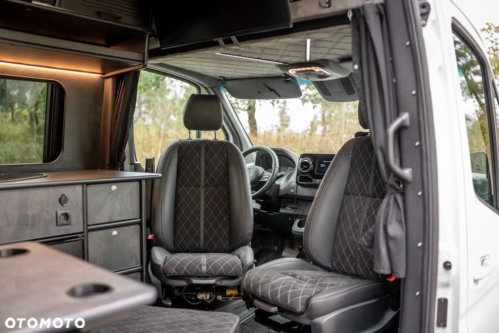 Mercedes-Benz Sprinter - 21