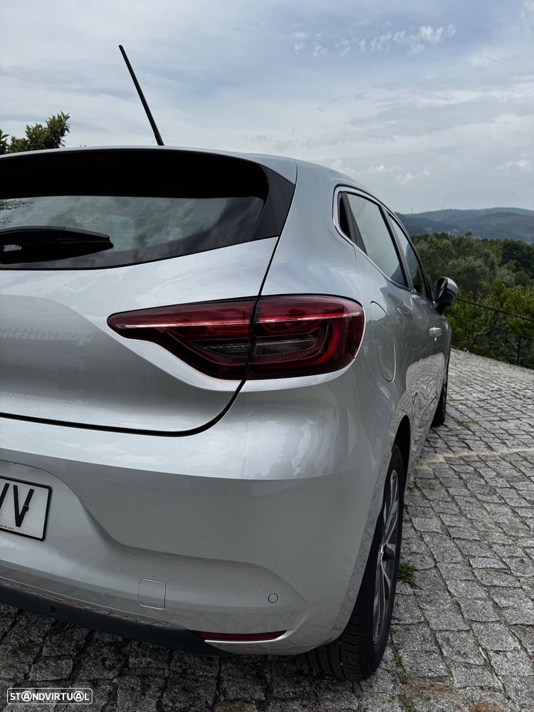 Renault Clio - 10
